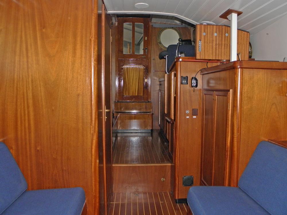 Cabin en avant, H&eacute;bergements